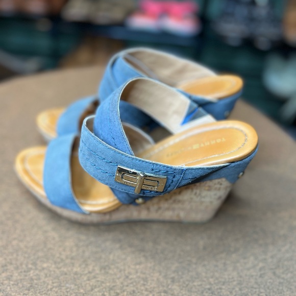 Tommy Hilfiger Mili Women’s Gently Pre-Loved size 7.5 - Picture 2 of 6